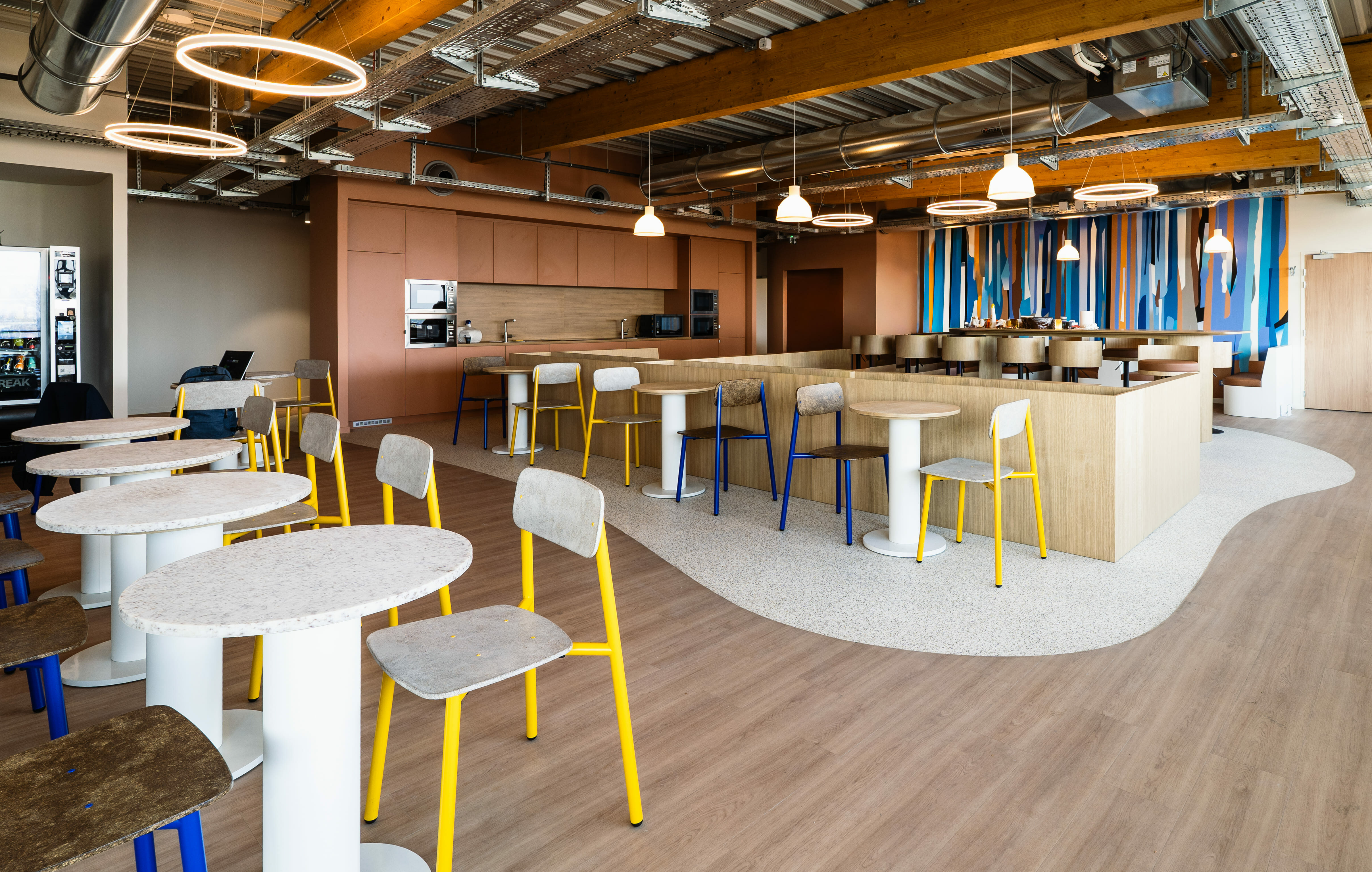 Aménagement des espaces bureaux du Campus Unikalo